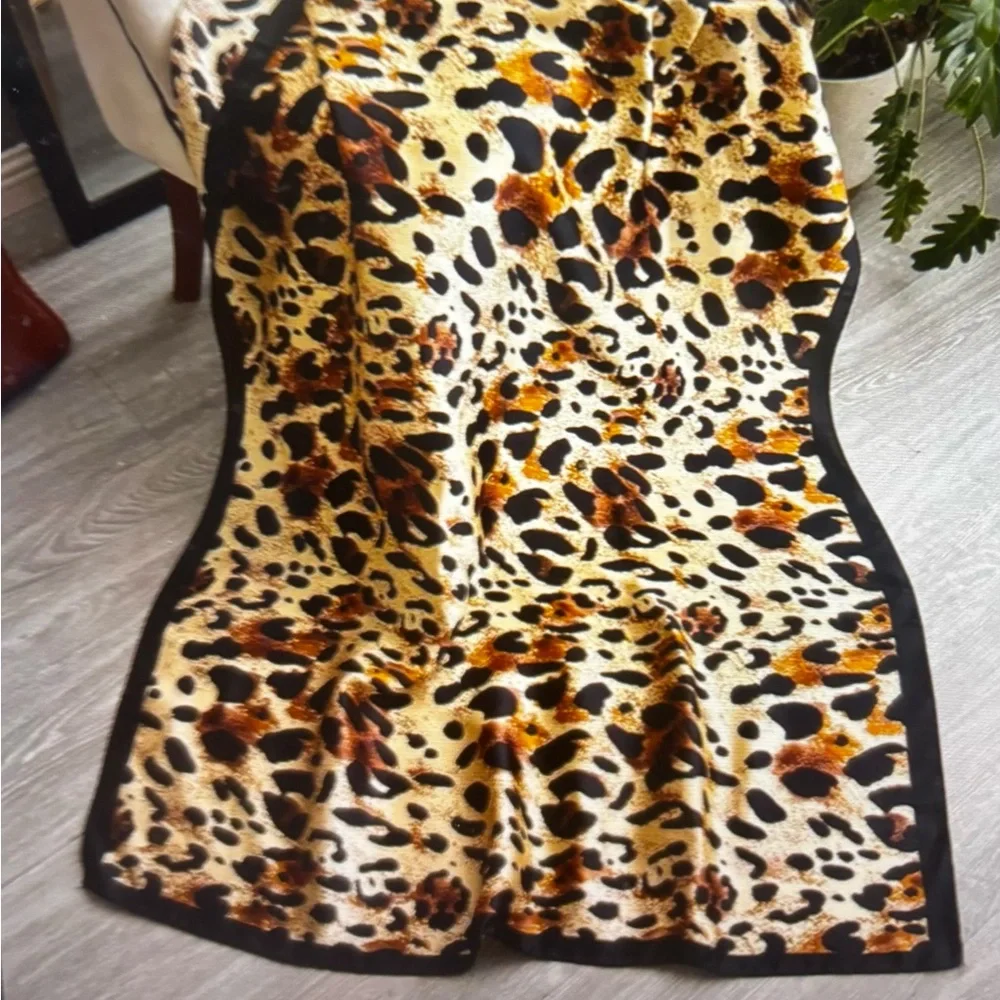 Leopard Border Print Scarf with Black Trim